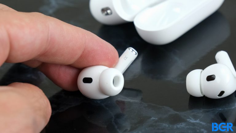 How to find a lost iPhone, AirPods, and more with Apple’s Find My app