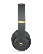 Load image into Gallery viewer, Beats by Dr. Dre Studio 3 Noise-Cancelling Bluetooth Wireless Headphones